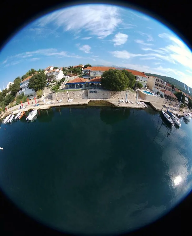 Apartments Duje Ribnica Obrovac