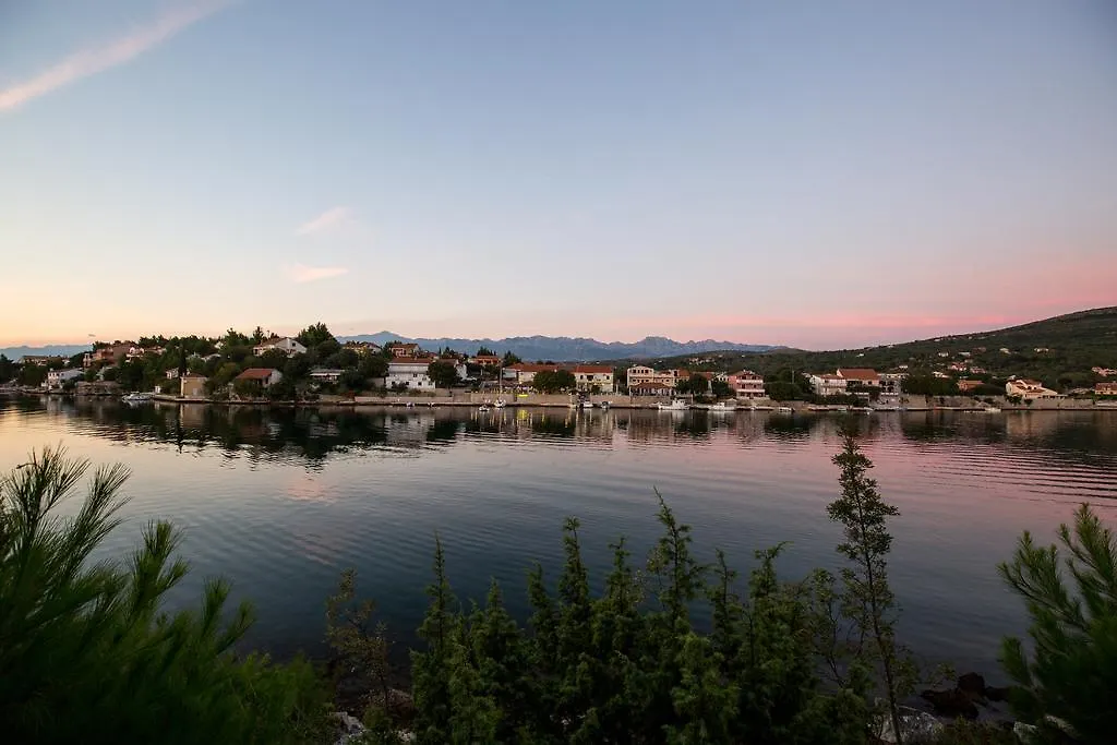Apartments Duje Ribnica Obrovac Croatia