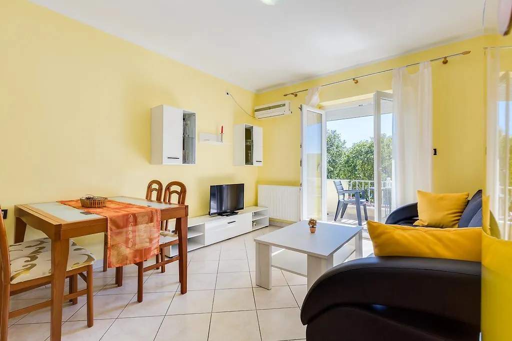 Apartments Duje Ribnica